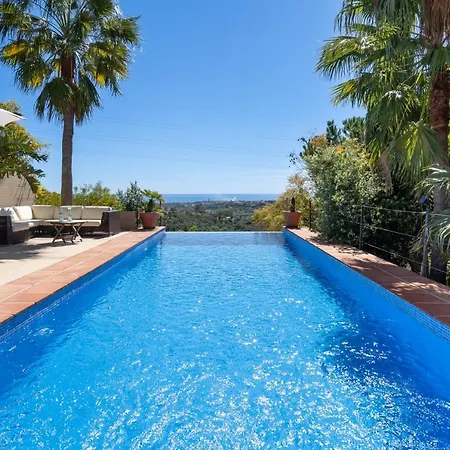 Wonderful Private Infinity Pool And Fantastic Views Villa Estepona